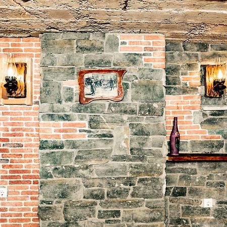 Old Side Boutique Hotel تبليسي المظهر الخارجي الصورة