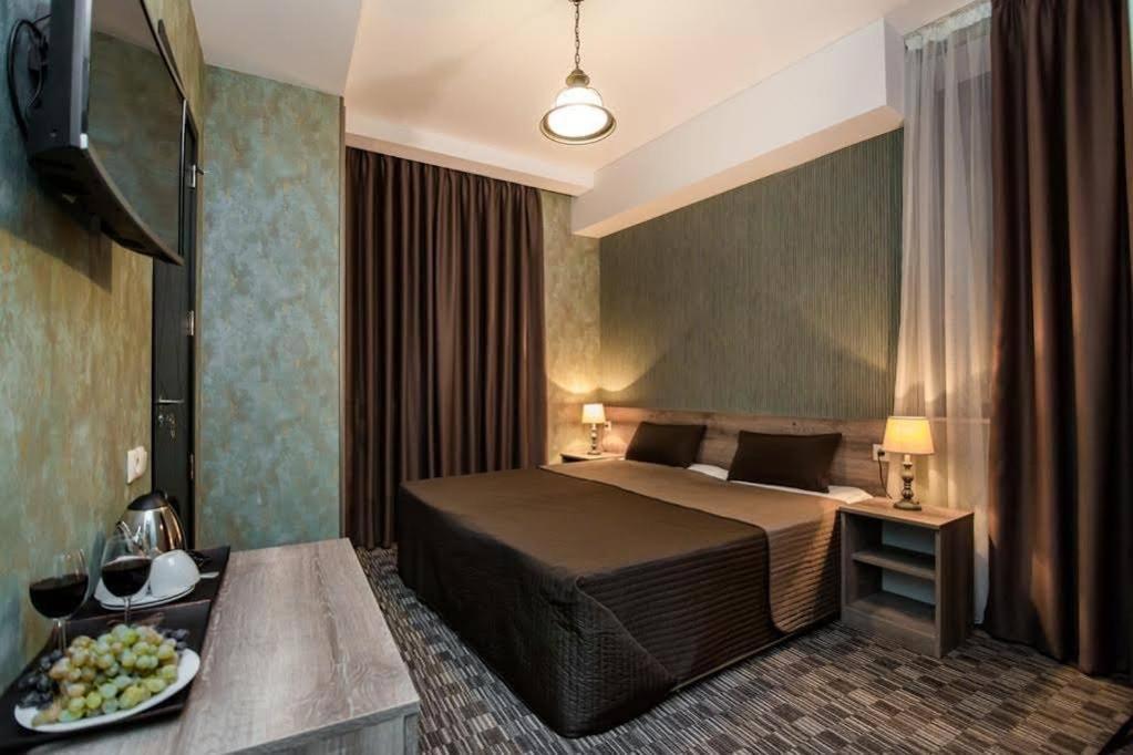 Old Side Boutique Hotel تبليسي المظهر الخارجي الصورة