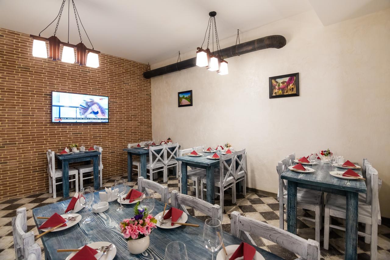 Old Side Boutique Hotel تبليسي المظهر الخارجي الصورة