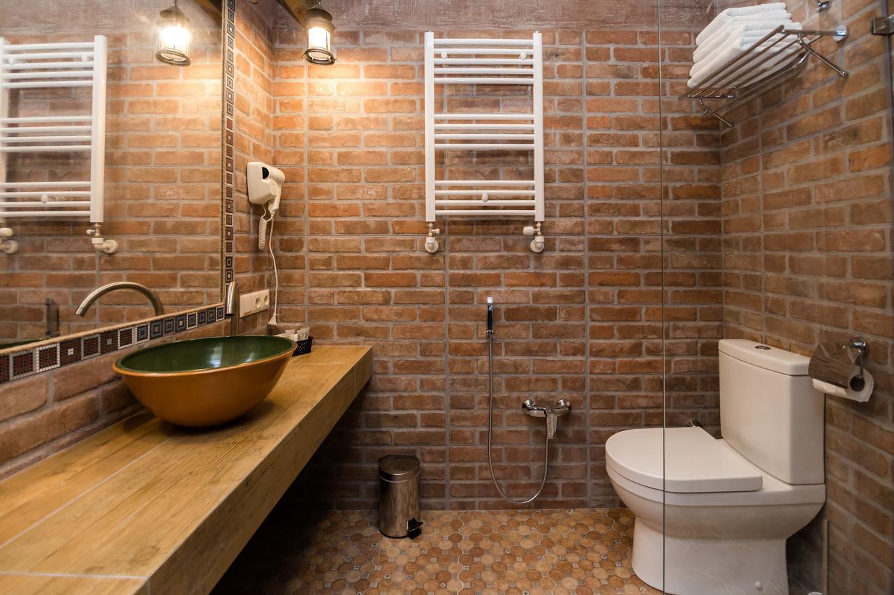 Old Side Boutique Hotel تبليسي المظهر الخارجي الصورة