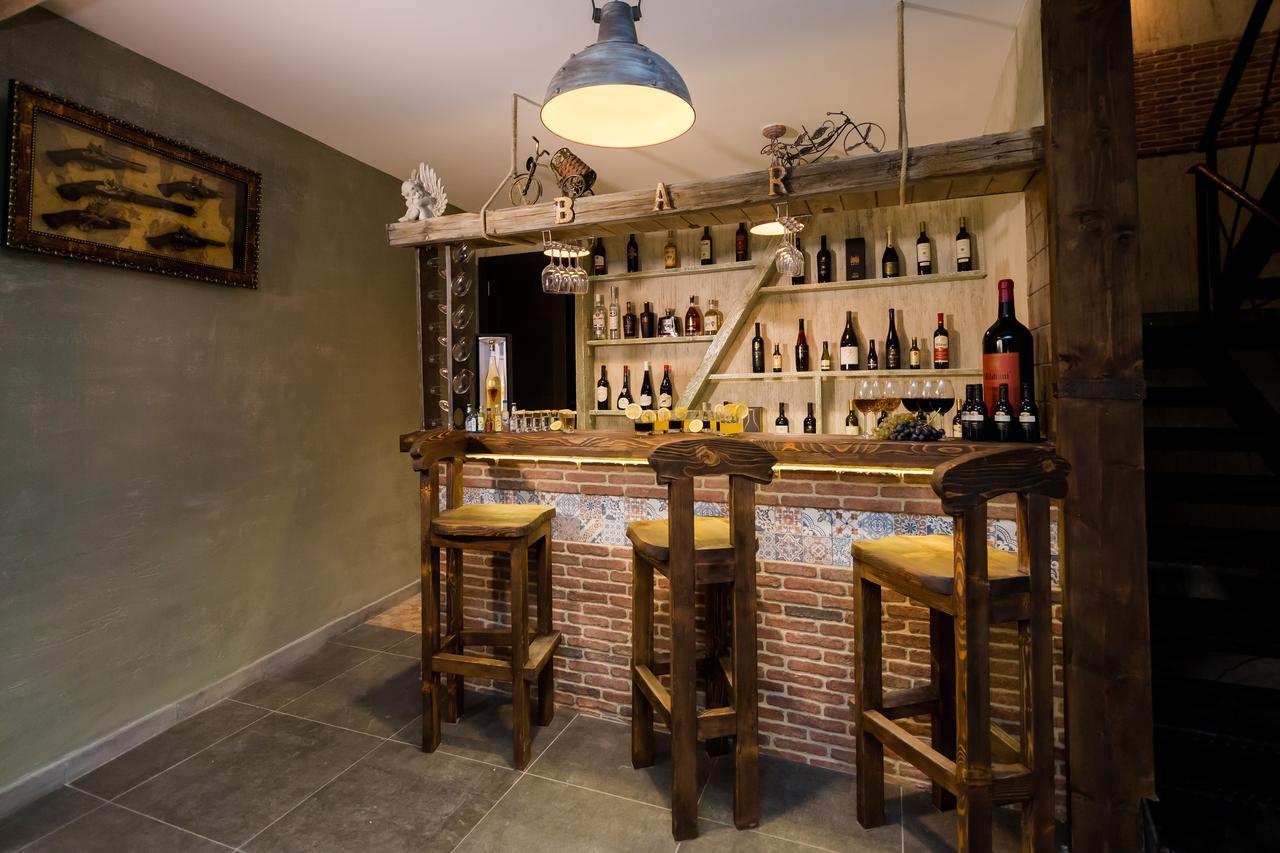 Old Side Boutique Hotel تبليسي المظهر الخارجي الصورة